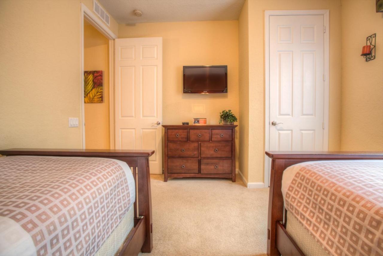 Stylish Condo At Vista Cay Resort Minutes To Wdw オーランド エクステリア 写真